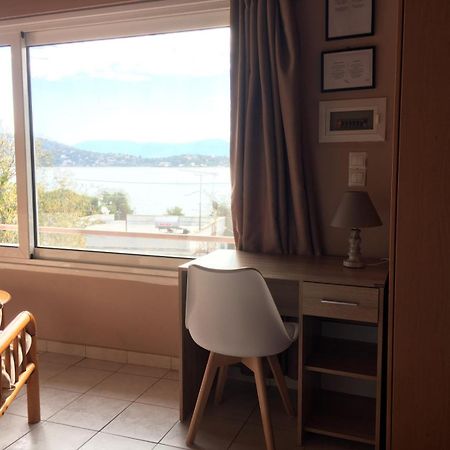 Penthouse Studio Next To The Sea Salamis Luaran gambar