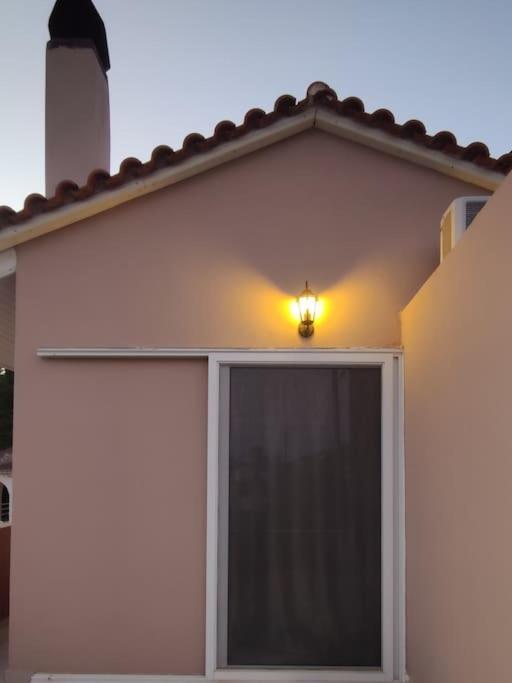Penthouse Studio Next To The Sea Salamis Luaran gambar