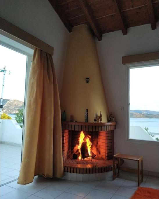 Penthouse Studio Next To The Sea Salamis Luaran gambar