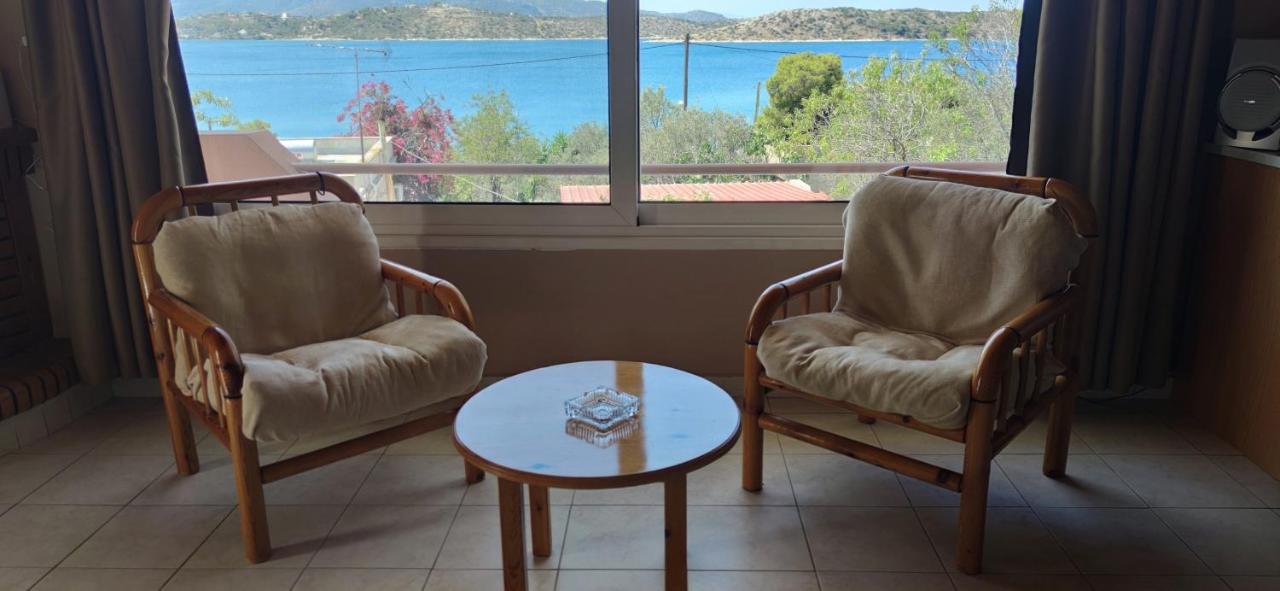 Penthouse Studio Next To The Sea Salamis Luaran gambar