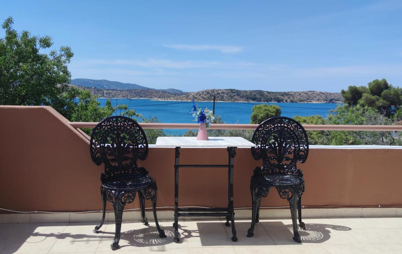 Penthouse Studio Next To The Sea Salamis Luaran gambar