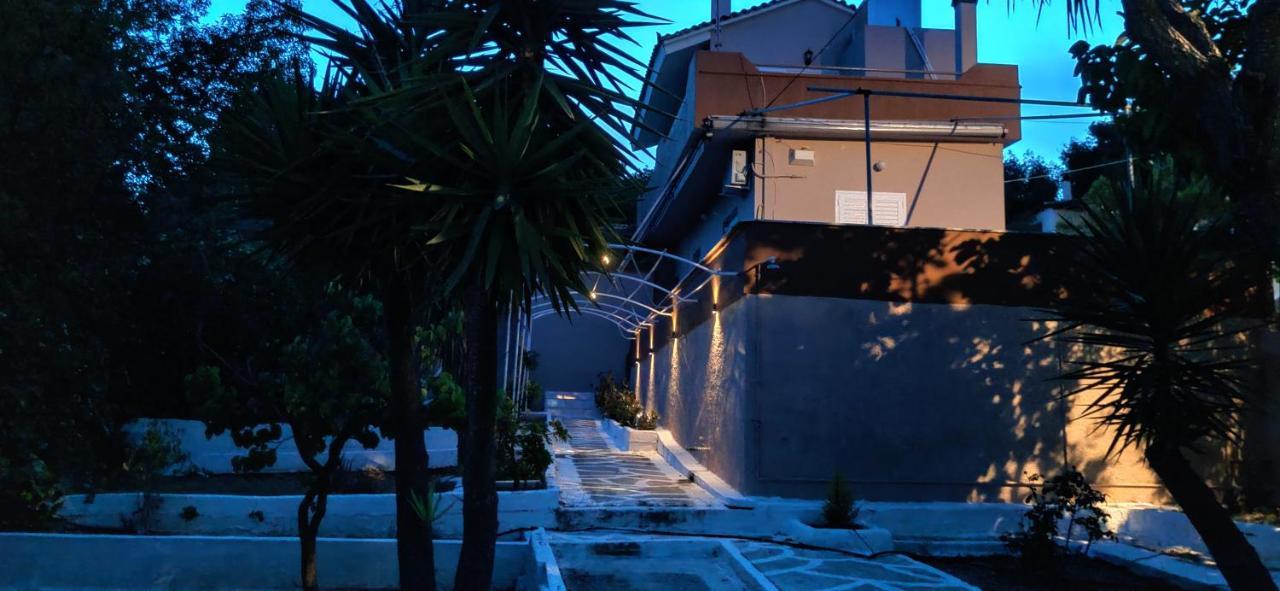 Penthouse Studio Next To The Sea Salamis Luaran gambar