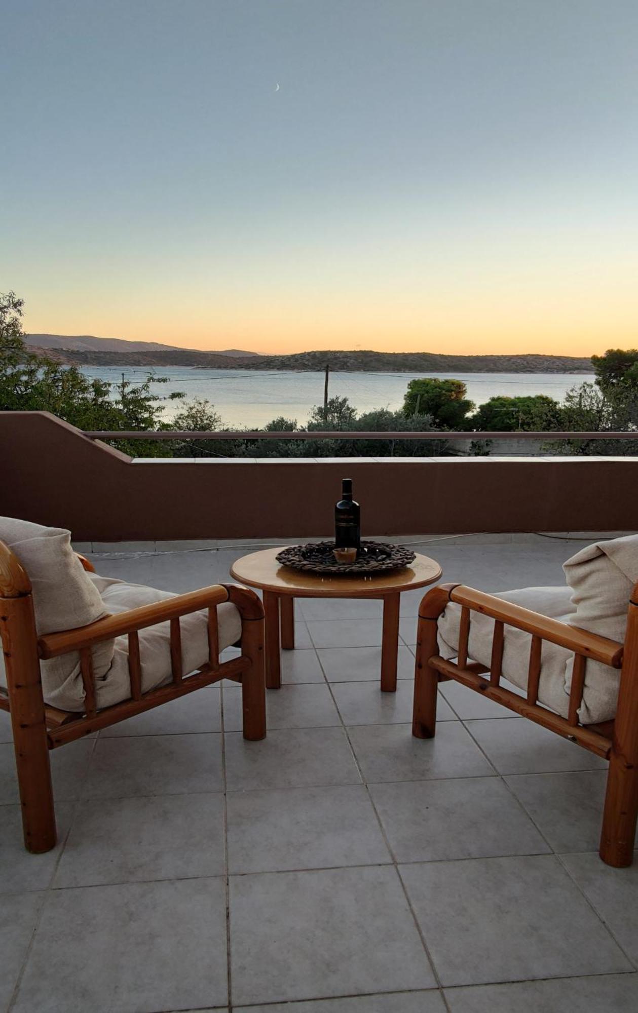 Penthouse Studio Next To The Sea Salamis Luaran gambar