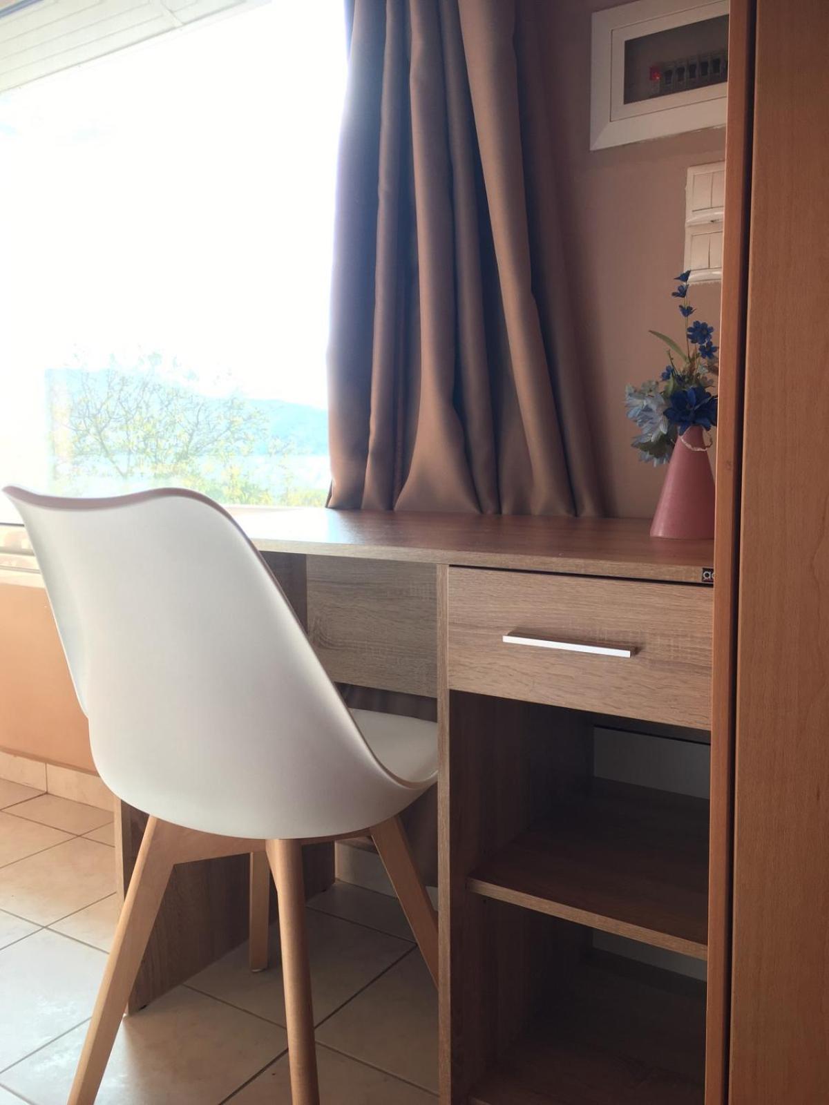 Penthouse Studio Next To The Sea Salamis Luaran gambar
